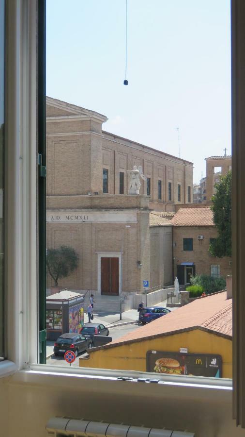 רומא Vatican Caracciolo מראה חיצוני תמונה